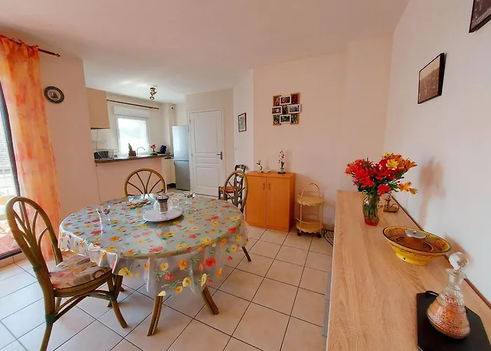 Les Terrasses De Chateaubriand * 마옌